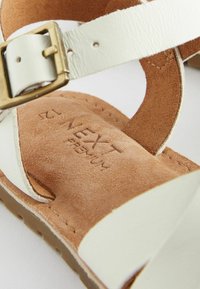 Next WIDE - Sandaler - white