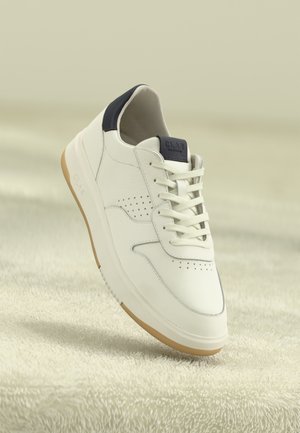 MOSES UNISEX - Trainers - white/navy