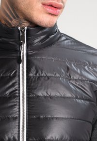 Napapijri Giacca da mezza stagione - dark grey