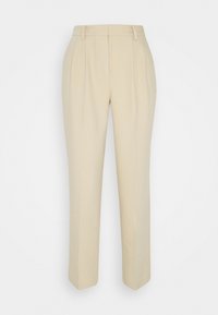 Pantalons beiges ajustés avec une jambe droite, un devant plissé, des passants de ceinture et une texture de tissu lisse. Taille plate pour un look ajusté.