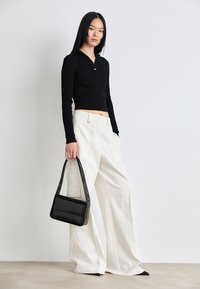 Tommy Jeans Striktrøje - black