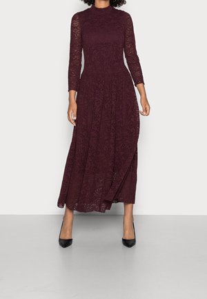 Robe de jour - bordeaux