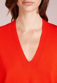 Escada Sport Sweter