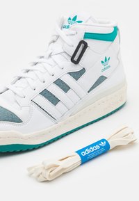 adidas Originals FORUM MID UNISEX - Sapatilhas de cano alto - footwear white/offwhite/green