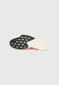adidas Performance ADIZERO EVO SL M - Chaussures de running sur route - off white/better scarlet/core black