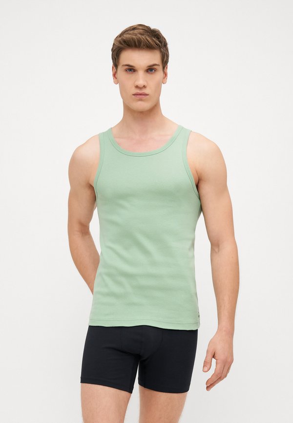 Undershirt - light cactus3