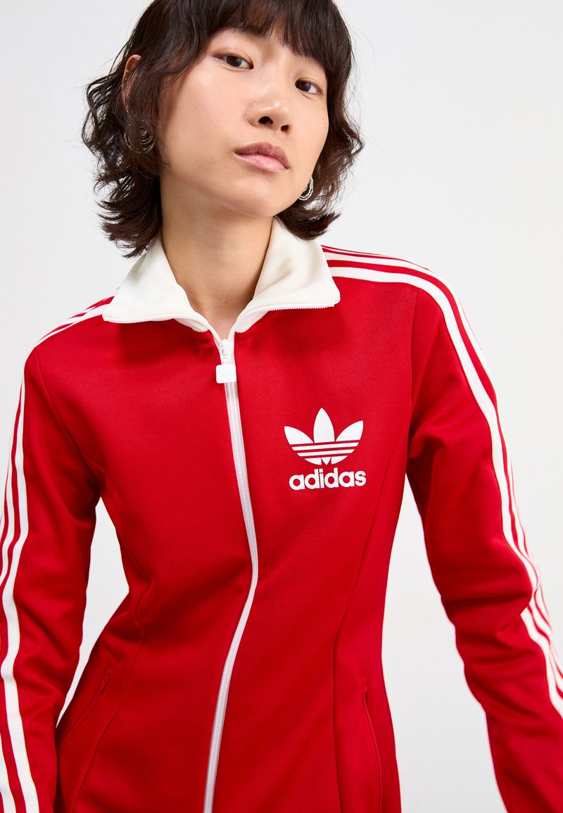 adidas Originals TRACK DRESS Freizeitkleid better scarlet