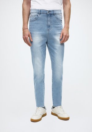 CLASSIC RIGID JEANS - Calças de ganga justas - light blue wash