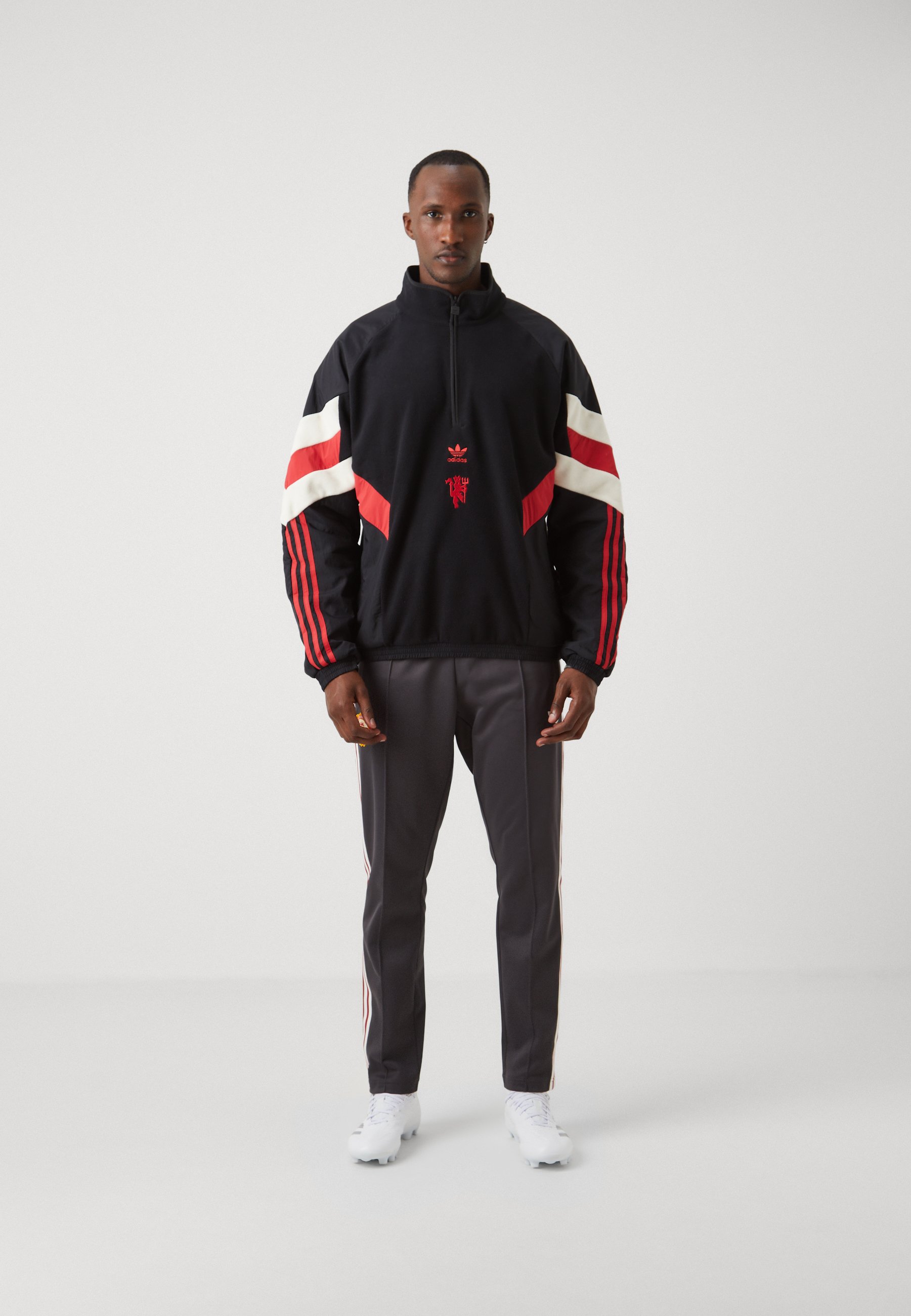 スウェット・トレーナー adidas originals Manchester United Polar Fleece Sweatshirt Manchester United Sweatshirt Designed for Gameday - Green
