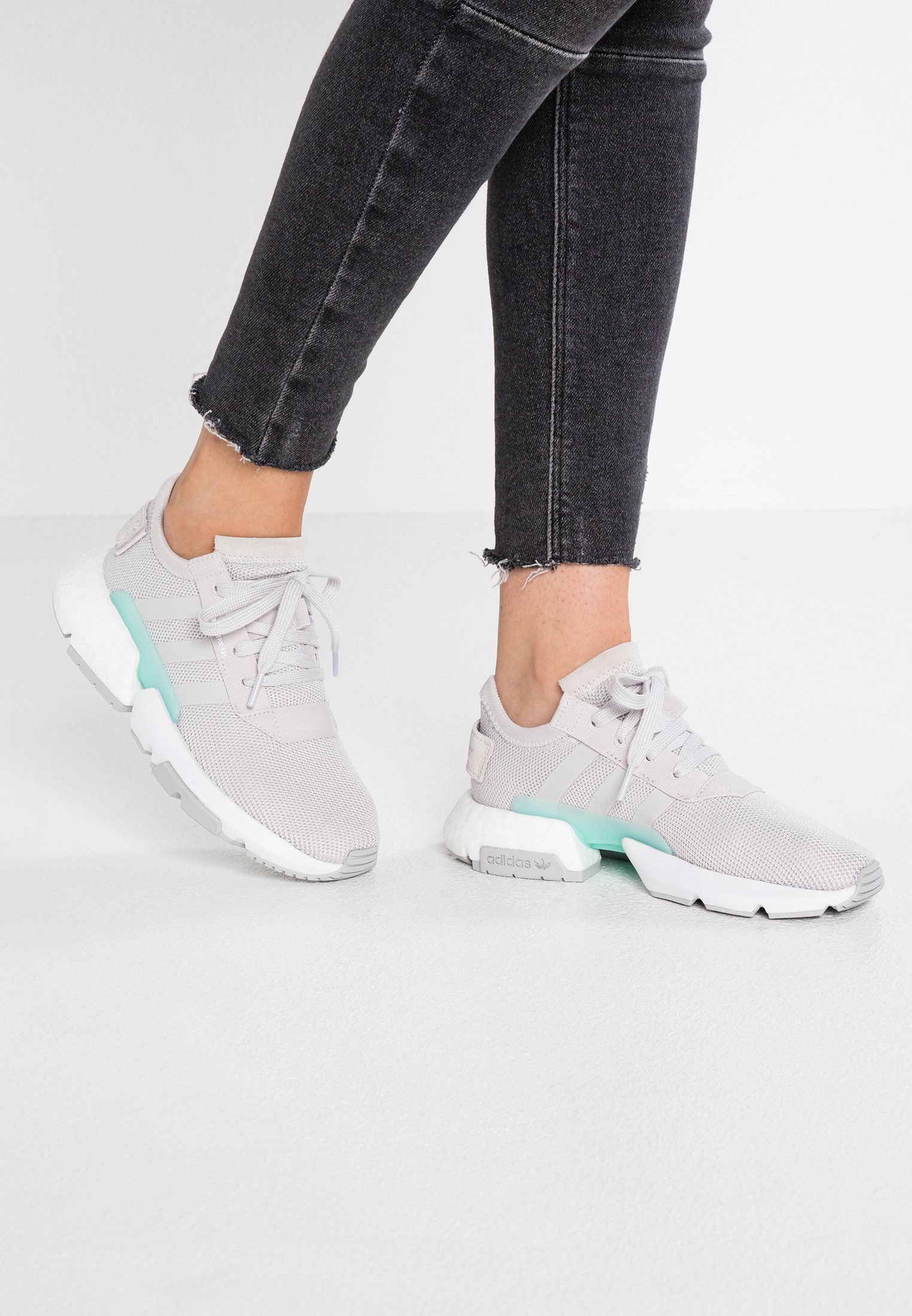 adidas pod mint
