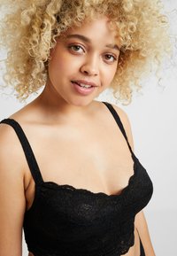 Cosabella NEVER SAY NEVER PLUS SWEETIE BRALETTE - Steznik - black