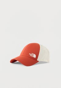 Unselected, red/white dune