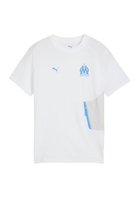 Balta sporta krekls ar īsām piedurknēm, ar zilu Puma logotipu un Marseļas emblemu. Ietver gaismas pelēkas krāsas kabatu ar rāvējslēdzēju.