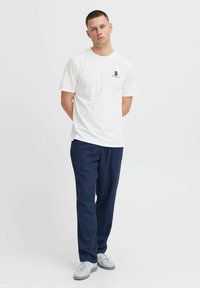 Blend BHBILLY  LINEN MIX - Broek - dress blues
