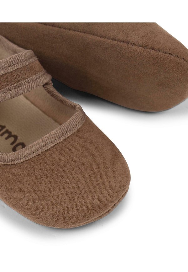 CON TIRA ADHERENTE – Krabbelschuh – topo