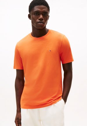 SEASONAL SOLID TEE - T-shirt basique - brilliant orange