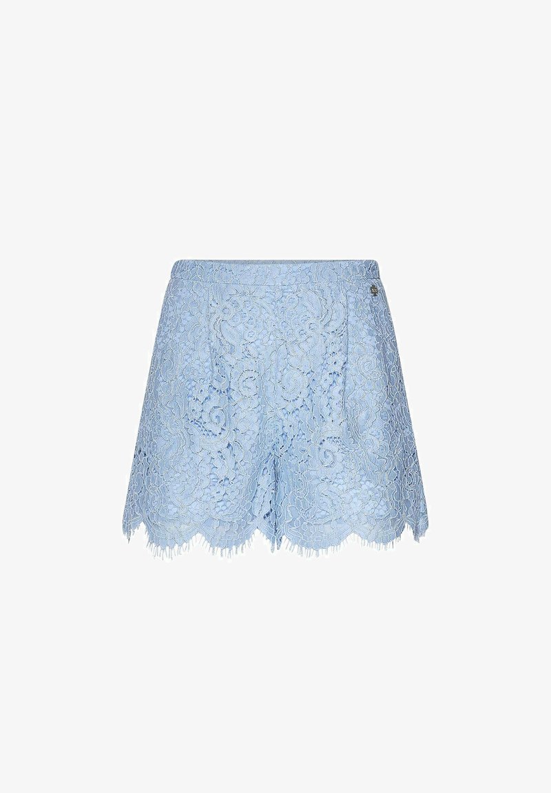 Lyseblå blonder shorts med blomstrede mønster og bølget kant, der har høj talje og delikate frynsekantede kanter.