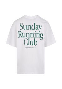 Another Cotton Lab SUNDAY RUNNING CLUB - Trükipildiga T-särk - white