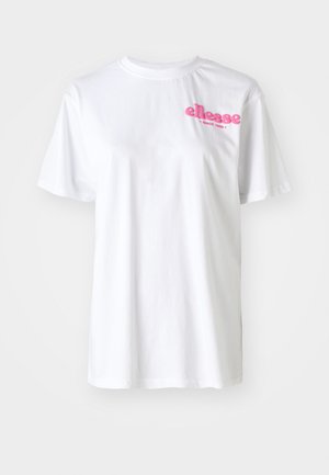 Vit bomullströja med korta ärmar, med en rosa "ellesse"-logotyp på bröstet. Klassisk rundhalsad design.