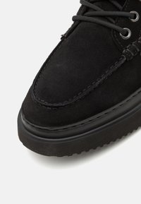 Nubikk JONAH ARCTIC  - Stivaletti stringati - black raven