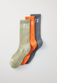 Δεν επιλέχθηκε, medium khaki/iron grey/starfish/white