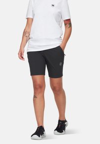 Mammut HIKING V - Friluftsshorts - black