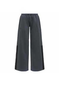 Pantaloni dalla gamba larga in grigio scuro con pannelli neri a contrasto, dotati di una cintura regolabile con cordino e logo ricamato sul davanti.