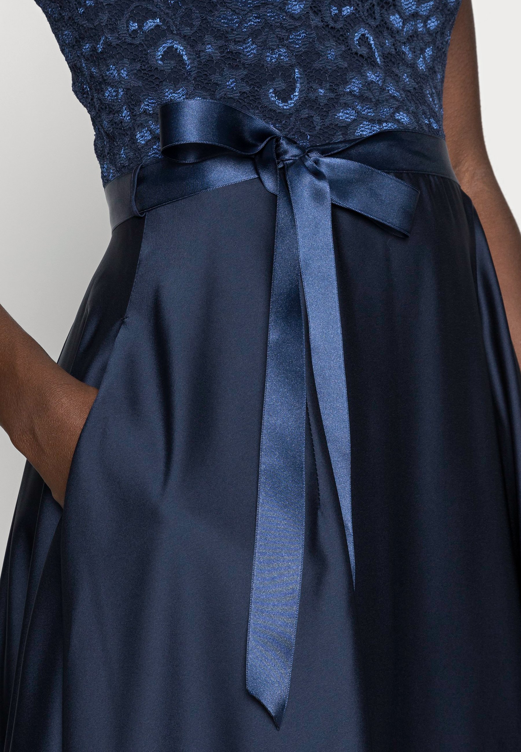 swing robe de cocktail