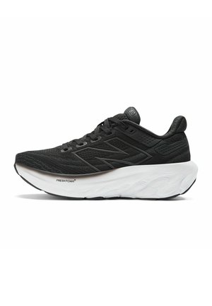 FRESH FOAM - Chaussures de running sur route - black white