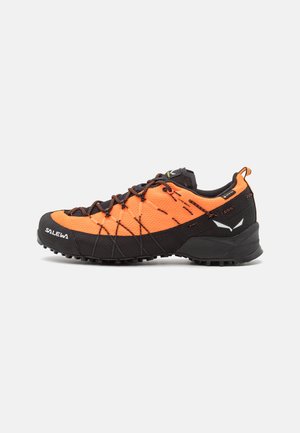 WILDFIRE 2 GORE TEX M - Hikingschuh - orange/black