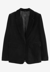 Czarna aksamitna marynarka z wyciętym kołnierzem, z jednorzędowym zapięciem na guzik oraz dwoma przednimi kieszeniami; gładka tekstura i uporządkowany fason.