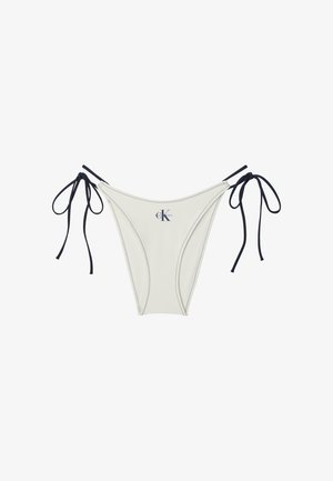 Witte bikinibroekje met zwarte zijstrikjes en het Calvin Klein "CK" logo centraal aan de voorkant.