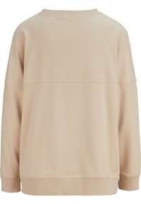 Sudadera beige de tela suave, con un corte relajado, cuello y puños acanalados. Detalle de costura en la parte posterior, sin adornos gráficos.