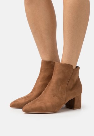 Jana Ankle boots - cognac