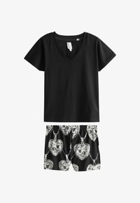 Niewybrane, black white heart