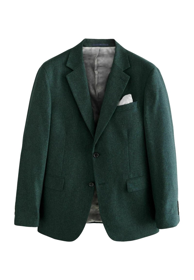 Blazer din lână de culoare verde închis, cu guler tăiat, două buzunare frontale, închidere cu nasturi, interior captușit și o batistă albă în buzunar.