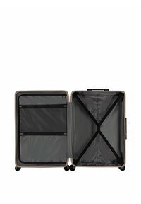 Harde koffer in taupe met een grijze binnenkant. Voorzien van twee mesh ritscompartimenten, gekruiste compressiebanden en vier wielen.