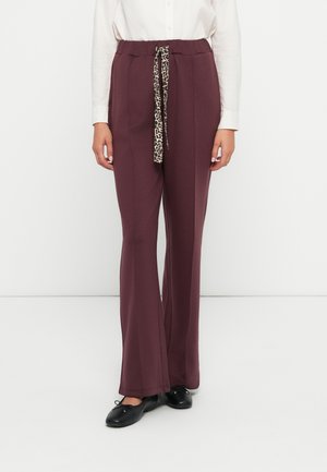 ONLALINA LIFE LEO STRING PANT - Tracksuit bottoms - decadent chocolate