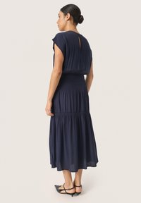 Soaked in Luxury LAYNA - Vapaa-ajan mekko - night sky