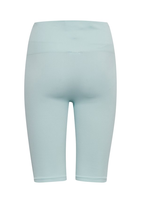 JCSahana - Shorts - plume4