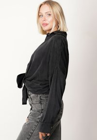 ANGELL - Bluzka