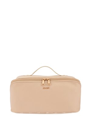 Neceser rectangular beige con doble cremallera dorada y un pequeño asa en la parte superior, con la marca "JOOP!" en letras doradas.