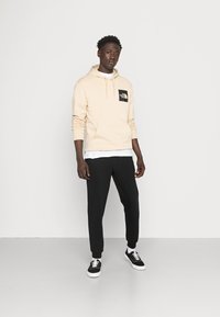 The North Face FINE HOODIE - Camisola - gravel