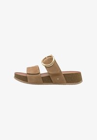 Sélectionné, camel suede