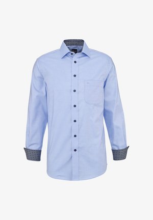 Camicia da uomo a maniche lunghe di colore azzurro chiaro con bottoni scuri, taschino sul petto e interno colletto e polsini con motivo a fantasia.