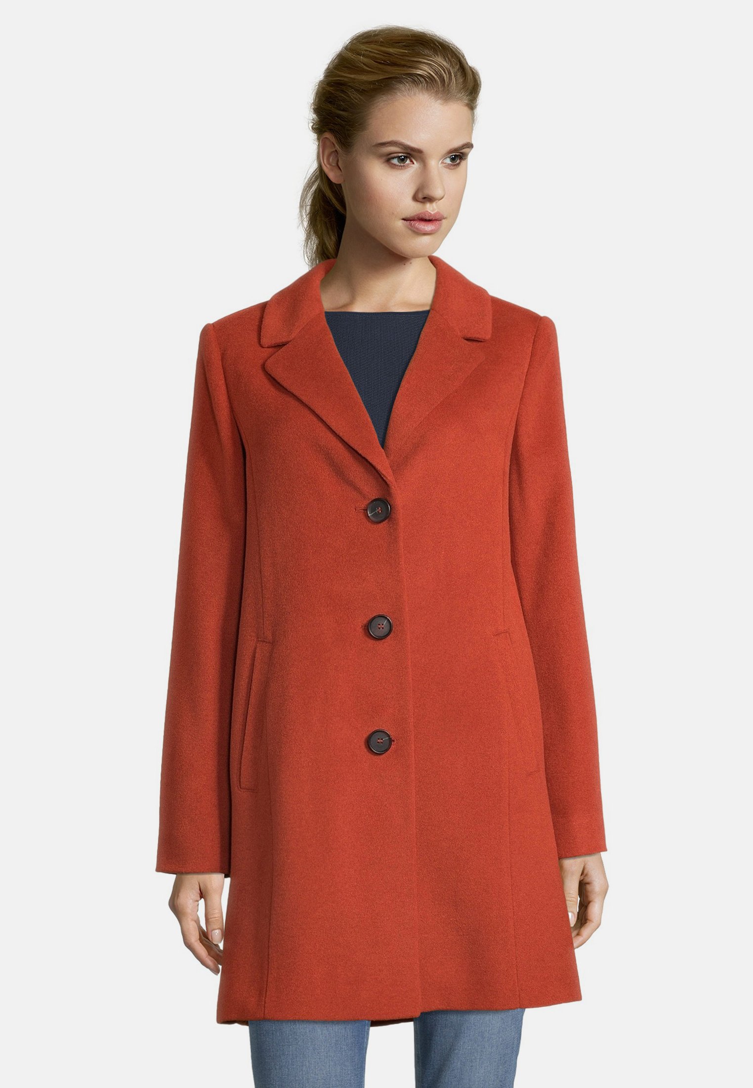 betty barclay roter mantel