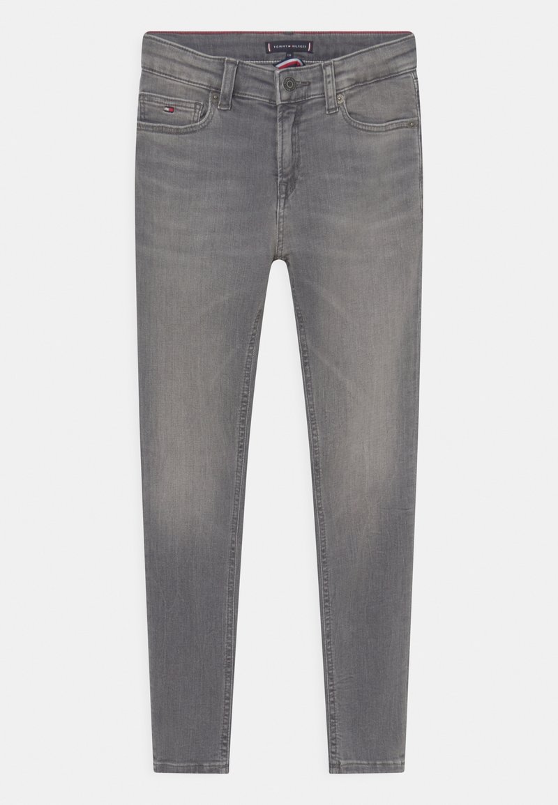 Šedé džíny skinny s vybledlým vzhledem. Obsahují pět kapes, přední uzávěr na knoflík a kontrastní prošívání. Hladká textura.