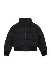 Veste doudoune noire courte en tissu matelassé avec un col montant, fermeture éclair et poignets côtelés. Comprend des poches latérales et un logo subtil.