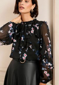 Love & Roses PRINT RUFFLE NECK LONG SLEEVE - Blůza - black floral