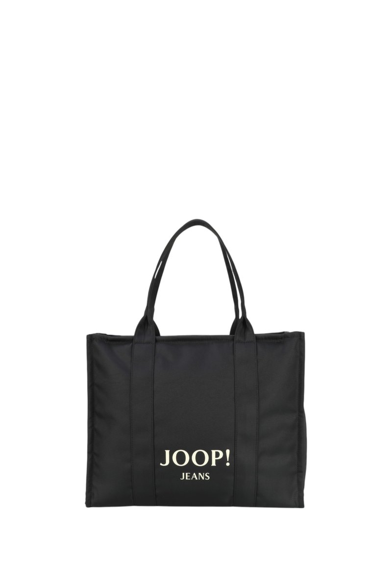 Czarna torba tote wykonana z trwałego materiału, z dwiema mocnymi uchwytami i dużym logo "JOOP! JEANS" w kolorze białym z przodu.